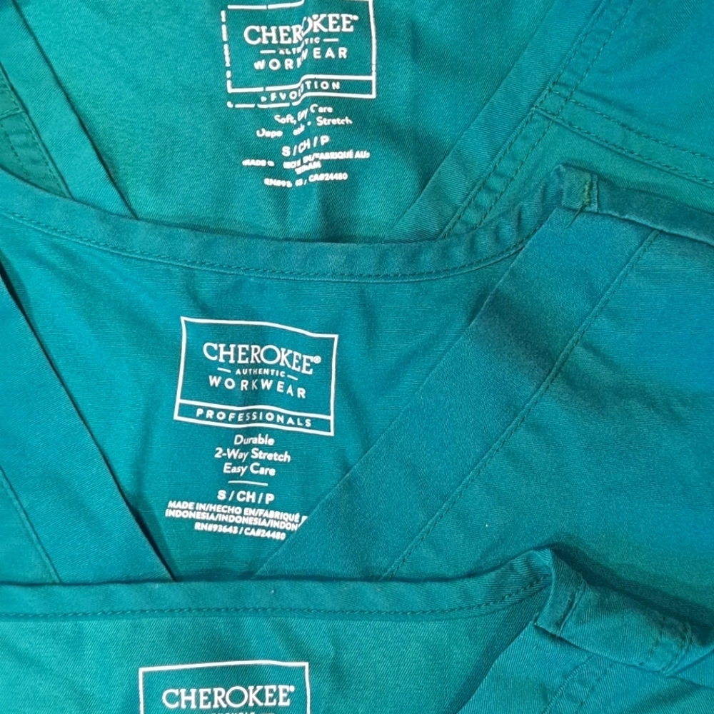 4 Sets Womens Scrubs Short Sleeve Xs To S